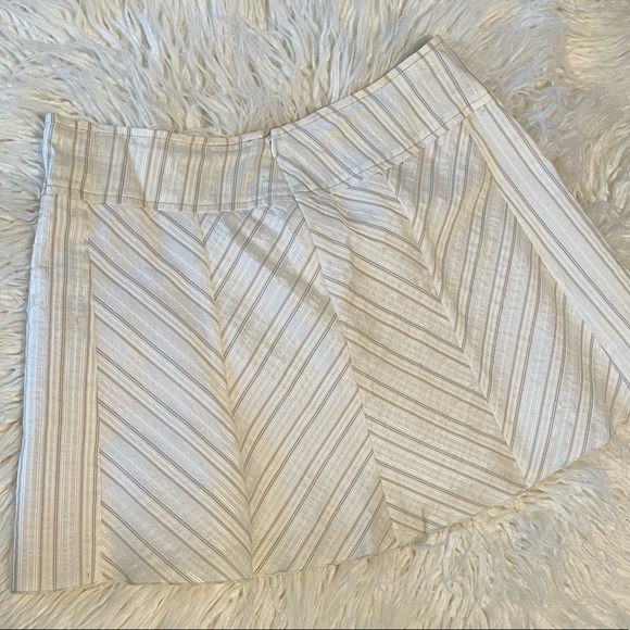 Bebe skirt - Picture 2 of 2